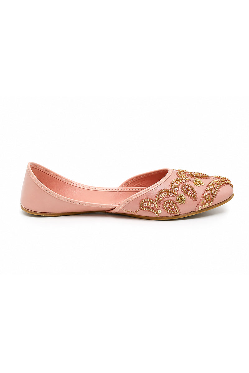 Blush Heart Khussa
