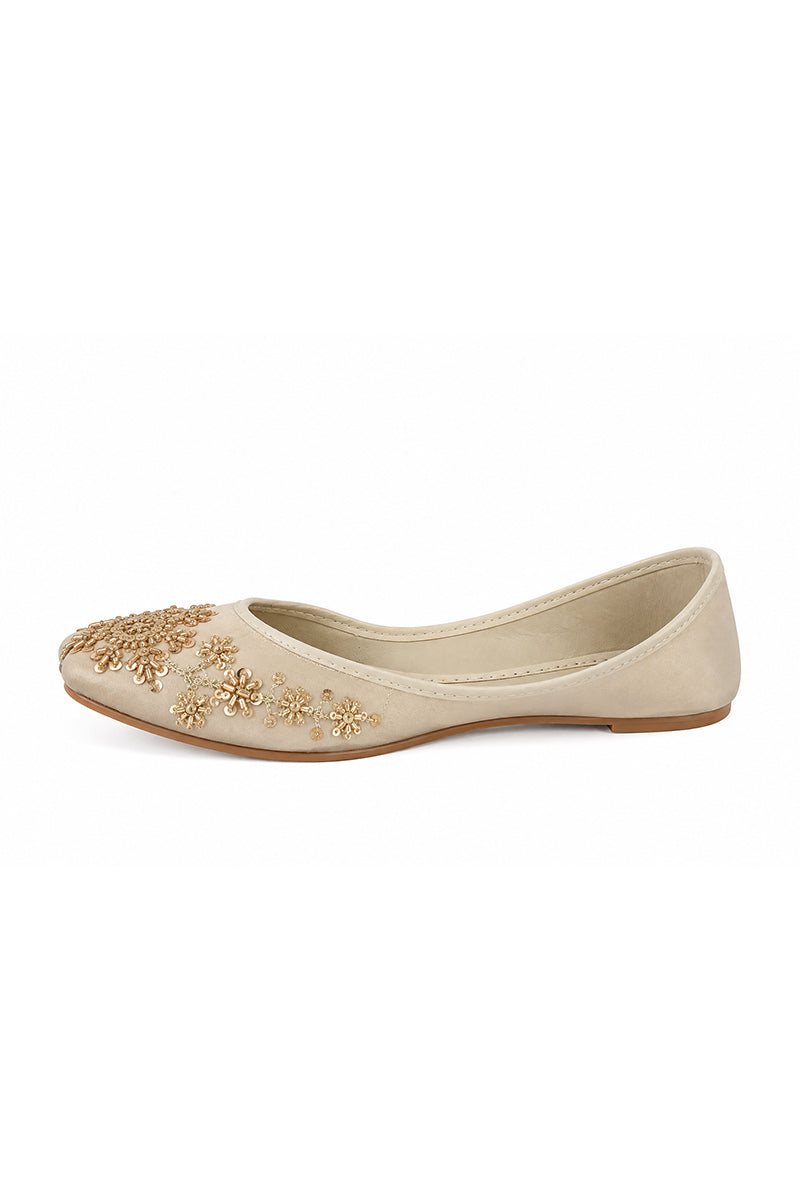 Cream Snowflake Khussa